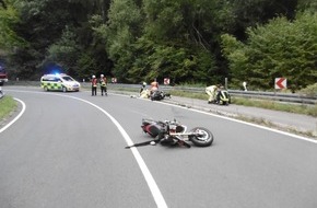 Polizei Aachen: POL-AC: Zwei Motorradfahrer bei Unfall in der Eifel verletzt