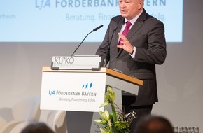LfA Förderbank Bayern: Megatrend Digitalisierung erfordert Investitionen im Mittelstand / LfA fördert IT, Fachkräfte und Weiterbildung (FOTO)