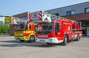 Feuerwehr Ratingen: FW Ratingen: Leih-Drehleiter im Einsatzdienst