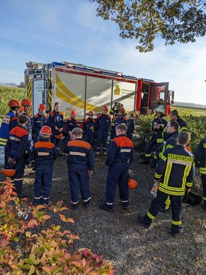 FW Beverungen: Erfolgreicher Berufsfeuerwehrtag der Jugendfeuerwehr Herstelle