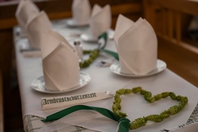 Dallmayr und Armbrustschützenzelt führen Partnerschaft fort