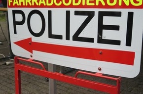 Polizeipräsidium Mittelhessen - Pressestelle Lahn - Dill: POL-LDK: Polizei Wetzlar codiert Fahrräder im "Haus der Prävention"