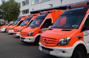 Feuerwehr Oberhausen: FW-OB: Verkehrsunfall mit einer eingeklemmten Person