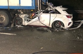 Polizei Münster: POL-MS: Autobahn 2: Unfall am Stauende - 29-Jähriger verstirbt an Unfallstelle