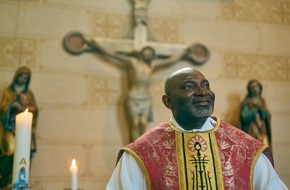 ZDF: "Kirche ohne Rassismus": Doku und Gottesdienst an Pfingsten im ZDF