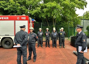 FW-EN: Leistungsnachweis der Feuerwehren im Ennepe-Ruhr-Kreis erfolgreich absolviert - 15 Gruppen haben bestanden