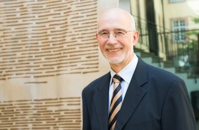 Universität Mannheim: Professor Dr. Thomas Puhl von der Universität Mannheim ist „Rektor des Jahres“