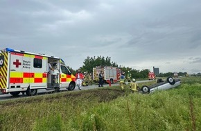 Feuerwehr Weinheim: FW Weinheim: Verkehrsunfall auf der Kreisstraße 4229 bei Sulzbach - Fahrzeug überschlägt sich