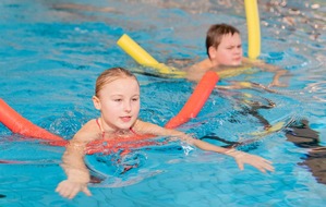 DLRG - Deutsche Lebens-Rettungs-Gesellschaft: DLRG F&ouml;rderpreis: Leuchtt&uuml;rme f&uuml;r sicheres Schwimmen gesucht