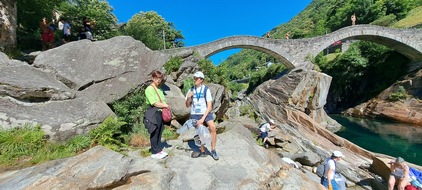 IG saubere Umwelt IGSU: Comunicato stampa: &laquo;Tour contro il littering in Valle Verzasca&raquo;