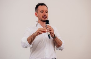 VAN DEN BOOM Coaching GmbH: Wenn Schlaf fehlt und der K&ouml;rper streikt: Wie Frauen den Fettstoffwechsel in den Wechseljahren wieder ankurbeln