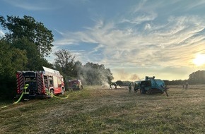 Freiwillige Feuerwehr Finnentrop: FW Finnentrop: Brennende Ballenpresse in Finnentrop-Heggen