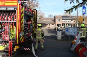 Feuerwehr Pulheim: FW Pulheim: Feuer in Pulheimer Schulgebäude