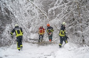 Kreisfeuerwehrverband Bodenseekreis e. V.: KFV Bodenseekreis: Schneefall am Bodensee verursacht hohe Anzahl an Feuerwehreinsätzen