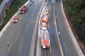 Polizei Düsseldorf: POL-D: Aktueller Ermittlungsstand zum schweren Verkehrsunfall bei Wuppertal auf der A 46 - Polizei veranschaulicht Unfallgeschehen - Fotos hängen an