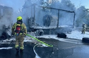 Feuerwehr Ratingen: FW Ratingen: LKW Brand auf der A 44