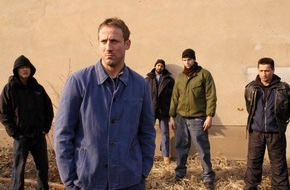 ProSieben: "Die Unbeugsamen": "Packende Unterhaltung" (Der SPIEGEL) mit Wotan Wilke Möhring und Anna Loos auf ProSieben