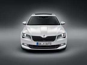 SKODA Superb Combi gewinnt &apos;Red Dot Award&apos; für herausragendes Produktdesign (FOTO)
