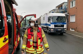 Feuerwehr Ratingen: FW Ratingen: Feuerwehreinsatz wegen gefährlicher Chemikalie