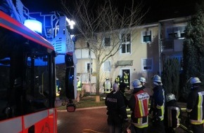 Feuerwehr Essen: FW-E: Kellerbrand in Mehrfamilienhaus, eine männliche Person verstorben