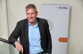 prmagazin: Seismograph geht an Sebastian Ackermann / Bereichsleiter Konzernkommunikation, Marke und Reputation bei EnBW ist PR-Manager des Jahres 2025