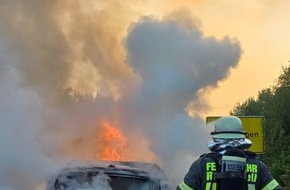 Feuerwehr Radolfzell: FW-Radolfzell: PKW-Brand auf der B33