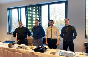Herzogtum Lauenburg Marketing und Service GmbH: Wille, Charme und Leidenschaft: Landesbester Restaurantfachmann kommt aus Mölln