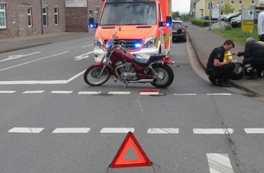 Polizeiinspektion Hameln-Pyrmont/Holzminden: POL-HOL: Verkehrsunfall zwischen Pkw und Motorrad; Motorradfahrerin verletzt