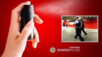 Bundespolizeidirektion München: Bundespolizeidirektion München: Unbekannter mit Pfefferspray-Attacke: 36-Jähriger nach Beleidigung besprüht