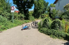 Polizeidirektion Neustadt/Weinstraße: POL-PDNW: Unfall zweier Fahrradfahrer - Verletzte Person durch missbräuchliche Handynutzung