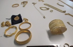 Hauptzollamt Augsburg: HZA-A: Sonderkontrollen des Hauptzollamts Augsburg / Einfuhrschmuggel von Goldschmuck