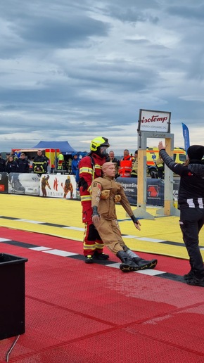FW Wathlingen: Ortsfeuerwehr Wathlingen bei Feuerwehrwettkämpfen in Gera