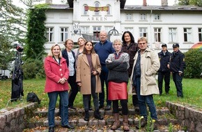 NDR / Das Erste: Dritter Einsatz für das neue NDR "Tatort"-Team aus Kiel: Drehstart mit Axel Milberg und Almila Bagriacik