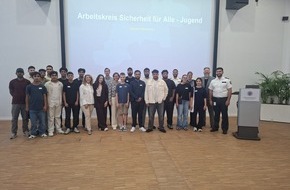Polizeipr&auml;sidium S&uuml;dosthessen: POL-OF: "Sicherheit f&uuml;r Alle - Jugend" im Dialog mit der Polizei; Z&uuml;gige Festnahme eines 45-J&auml;hrigen nach Verdacht des Diebstahls; Trickbetr&uuml;ger erbeuteten Bankkarten und hoben Geld ab und mehr