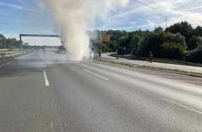 Feuerwehr Dortmund: FW-DO: Wohnwagengespann brennt auf Autobahn A2