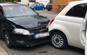 Polizeidirektion Neustadt/Weinstraße: POL-PDNW: Auffahrunfall mit verletzter Person