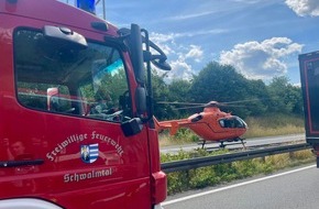 FFW Gemeinde Schwalmtal: FFW Schwalmtal: Gemeinsame Pressemitteilung der Feuerwehren Schwalmtal und Niederkrüchten Mehrere Einsätze für Feuerwehrkräfte auf der A52 - Verkehrsunfall mit Lkw, Rettungshubschrauber im Einsatz