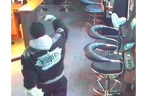 Polizei Düren: POL-DN: Polizei veröffentlicht Fahndungsfoto