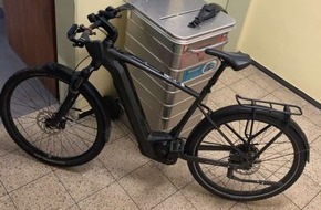 Polizeipräsidium Schwaben Nord: POL Schwaben Nord: 1943 - Polizei ermittelt nach Fahrraddiebstahl