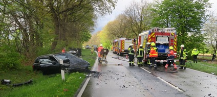 Polizeiinspektion Delmenhorst / Oldenburg - Land / Wesermarsch: POL-DEL: Landkreis Oldenburg: Schwerer Verkehrsunfall mit einem lebensgefährlich Verletzten und zwei schwerverletzten Personen in Ahlhorn