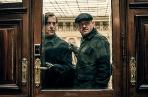 ARD Das Erste: Das Erste: Der Gentleman Gauner ist wieder da! "Allmen und das Geheimnis der Erotik" mit Heino Ferch in der Rolle des smarten Kunstdetektivs am Samstag, 27. März 2021, um 20:15 Uhr im Ersten