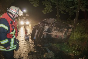 FW Menden: Verkehrsunfall - Kein Fahrer im verunfallten PKW