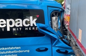 Feuerwehr M&uuml;lheim an der Ruhr: FW-MH: Verkehrsunfall auf der A40