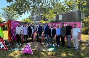 Deutsche Telekom AG: Lippstadt: Spatenstich f&uuml;r weiteren Glasfaserausbau