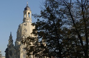 ZDF: Dresden feiert - und das ZDF überträgt: "Länderspiegel" live vom Neumarkt, Ökumenischer Gottesdienst und Bürgerfest am Tag der Deutschen Einheit (FOTO)