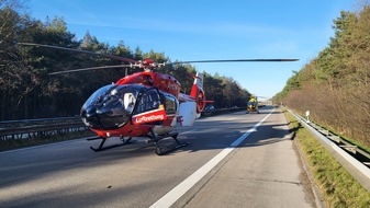 Polizeiinspektion Cuxhaven: POL-CUX: Schwere Verkehrsunfälle auf der BAB27 - Eine Person lebensgefährlich verletzt - weitere Personen schwer und leicht verletzt - BAB in Richtung Cuxhaven voll gesperrt (Lichtbilder in der Anlage)