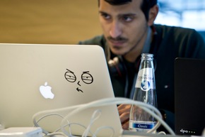 dpa-Hackathon #DataDeepDive: Politik-Tool VizGov ausgezeichnet (FOTO)