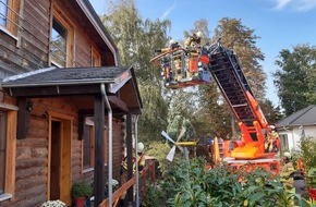 Feuerwehr Bergisch Gladbach: FW-GL: Küchenbrand in Einfamilienhaus fordert drei Verletzte im Stadtteil Kaule von Bergisch Gladbach