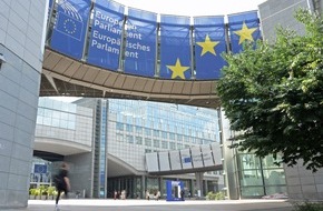 ChatEurope: ChatEurope feiert einj&auml;hriges Bestehen - verifizierte EU-Nachrichten mit KI