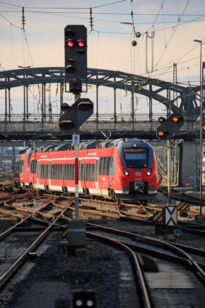 Die Deutsche Bahn stellt für Journalisten eine Auswahl an honorarfreien Pressebildern zur Verfügung (FOTO)